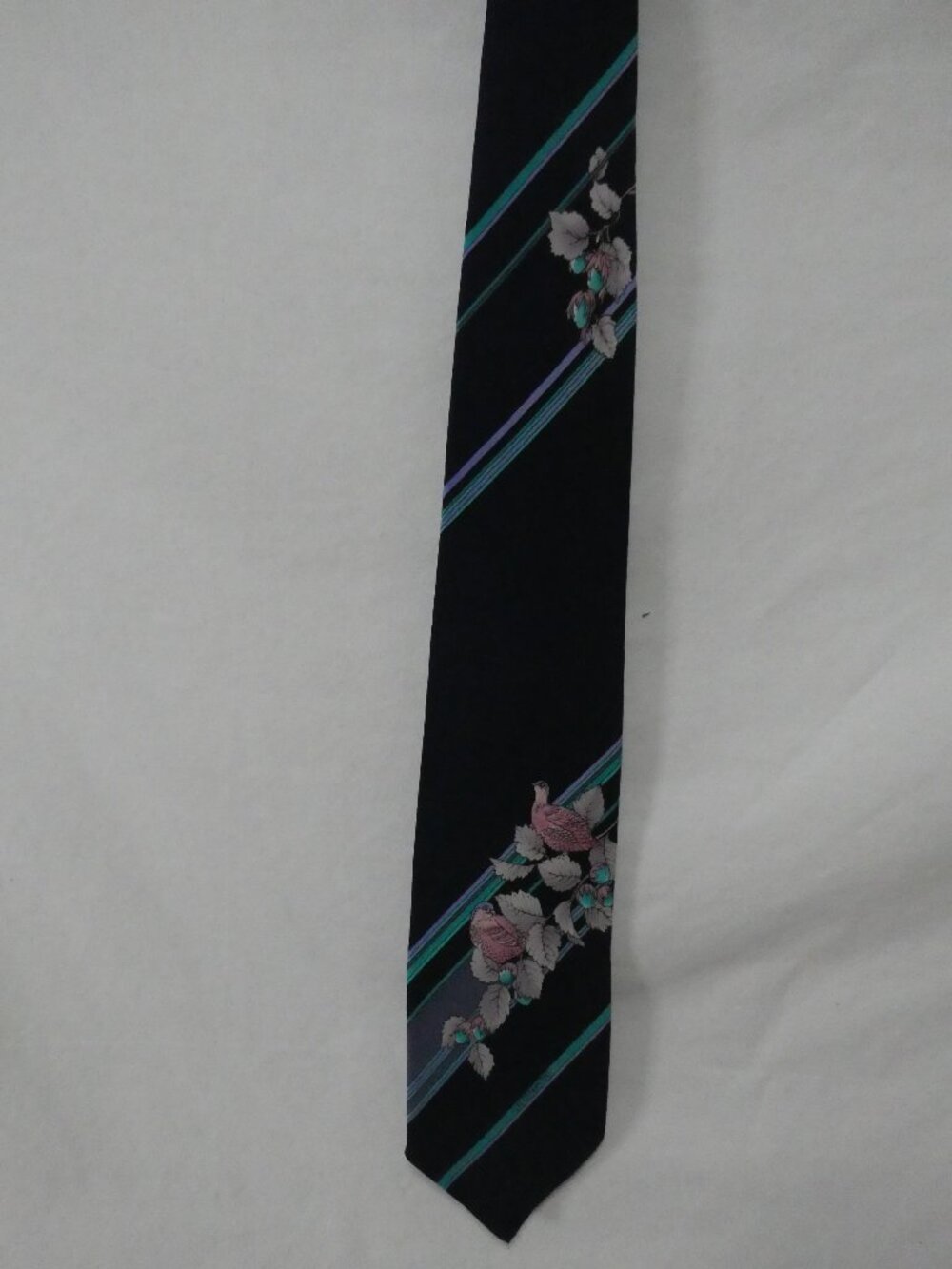 Vintage LEONARD PARIS Made In Italy Pure Silk Navy Pink Bird Floral Luxury Tie